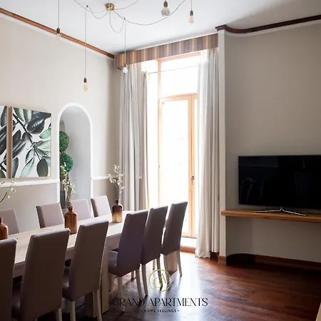 Grandapartments Via Duomo * Неаполь