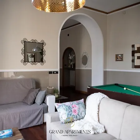 Апартаменты Grandapartments Via Duomo Неаполь